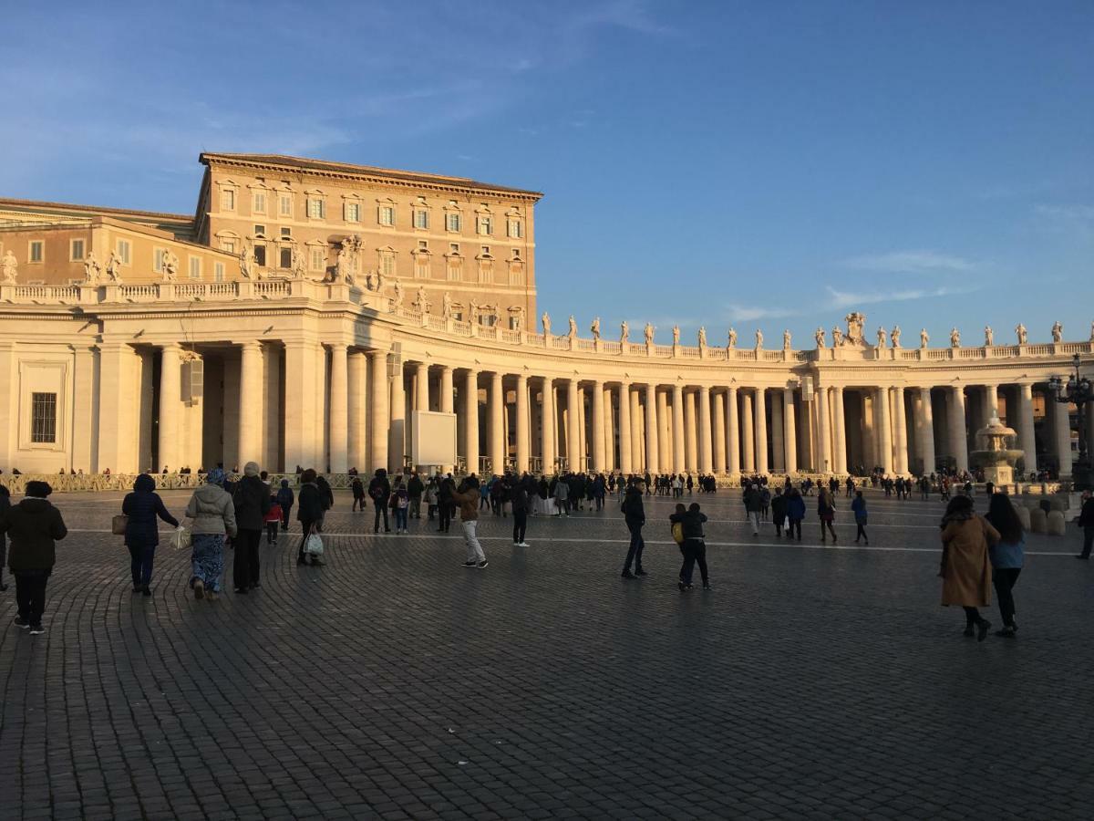 Domum Vaticani Rome Bagian luar foto