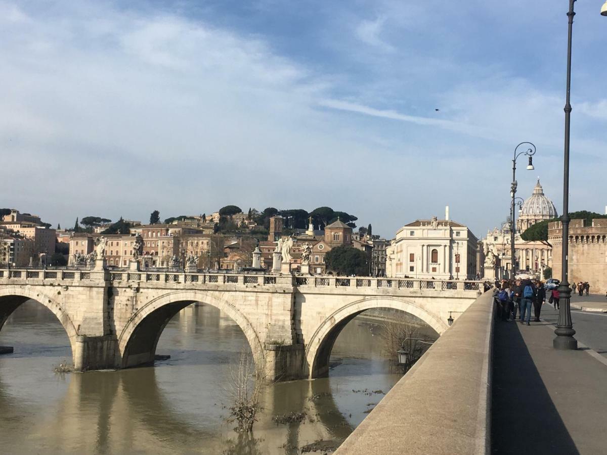 Domum Vaticani Hotel Rome Bagian luar foto